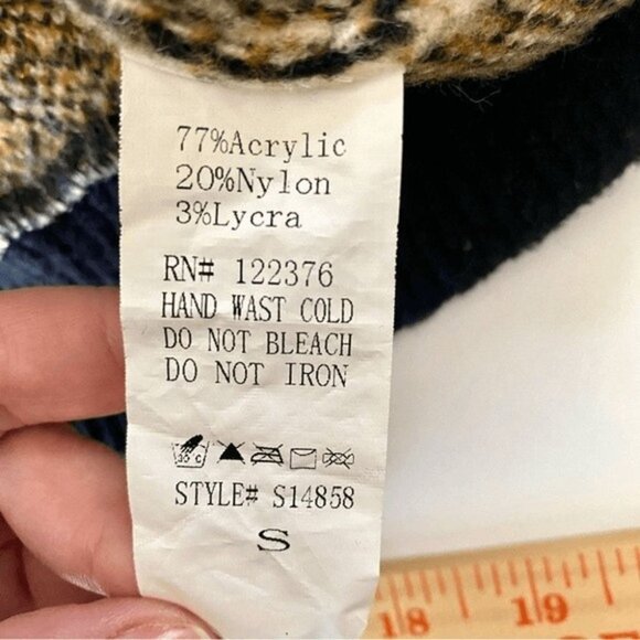 Lida Kate Oversized Cheetah Print Fuzzy Warm Boutique Sweater Size S - Picture 5 of 7